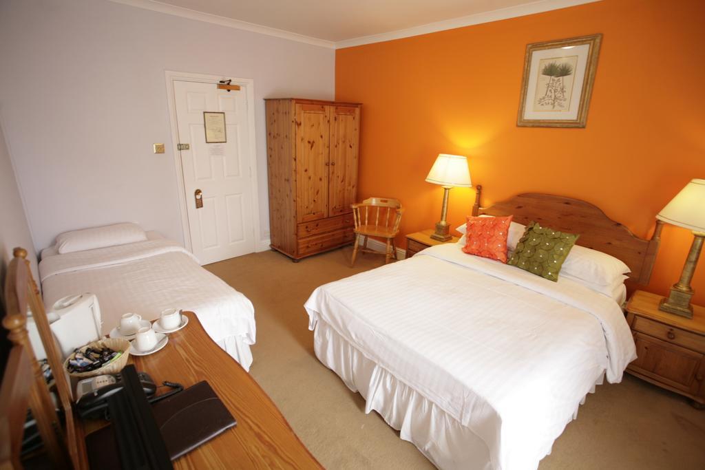 The Imperial Hotel Stroud  Extérieur photo