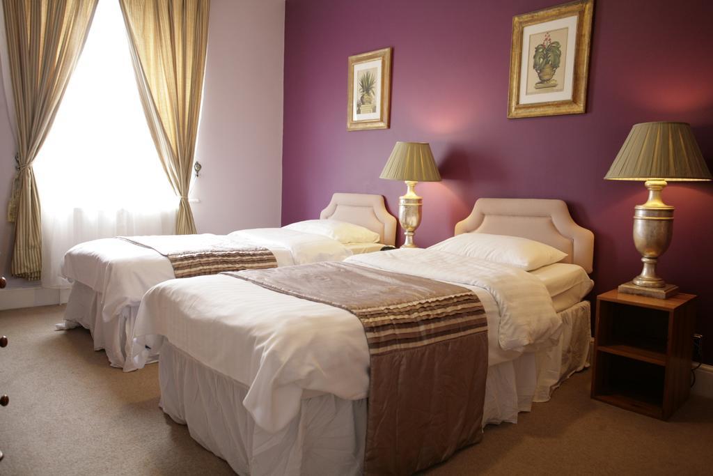 The Imperial Hotel Stroud  Extérieur photo