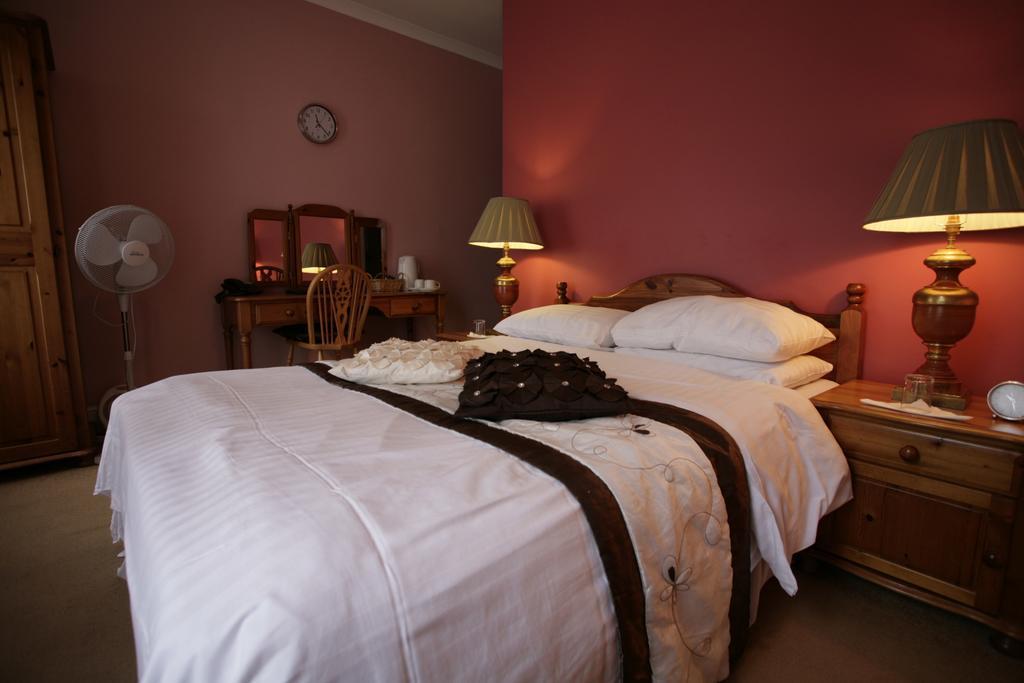 The Imperial Hotel Stroud  Extérieur photo