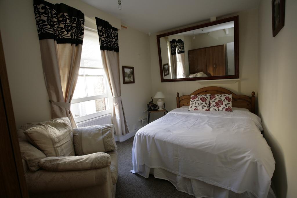 The Imperial Hotel Stroud  Extérieur photo