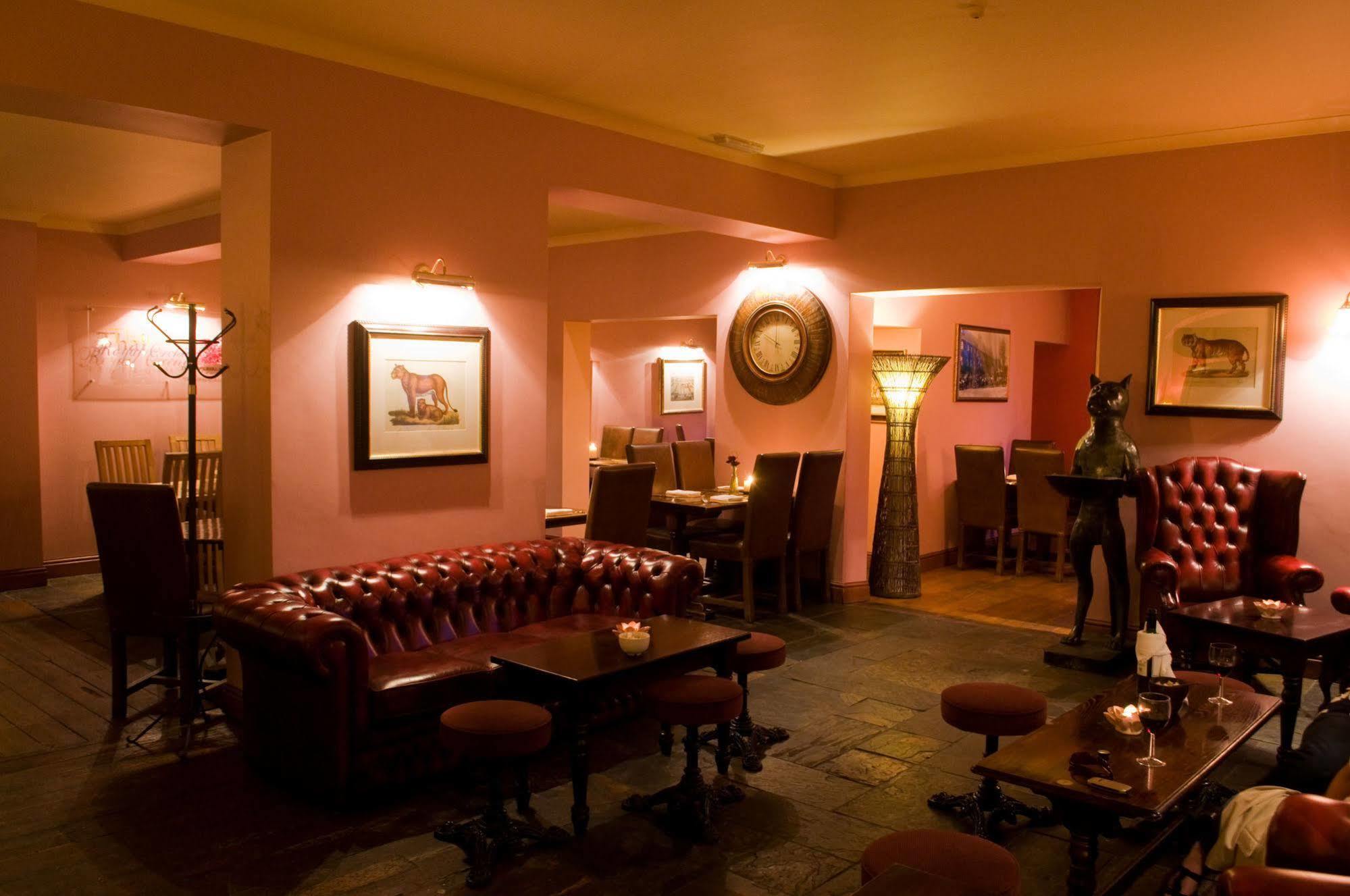 The Imperial Hotel Stroud  Extérieur photo